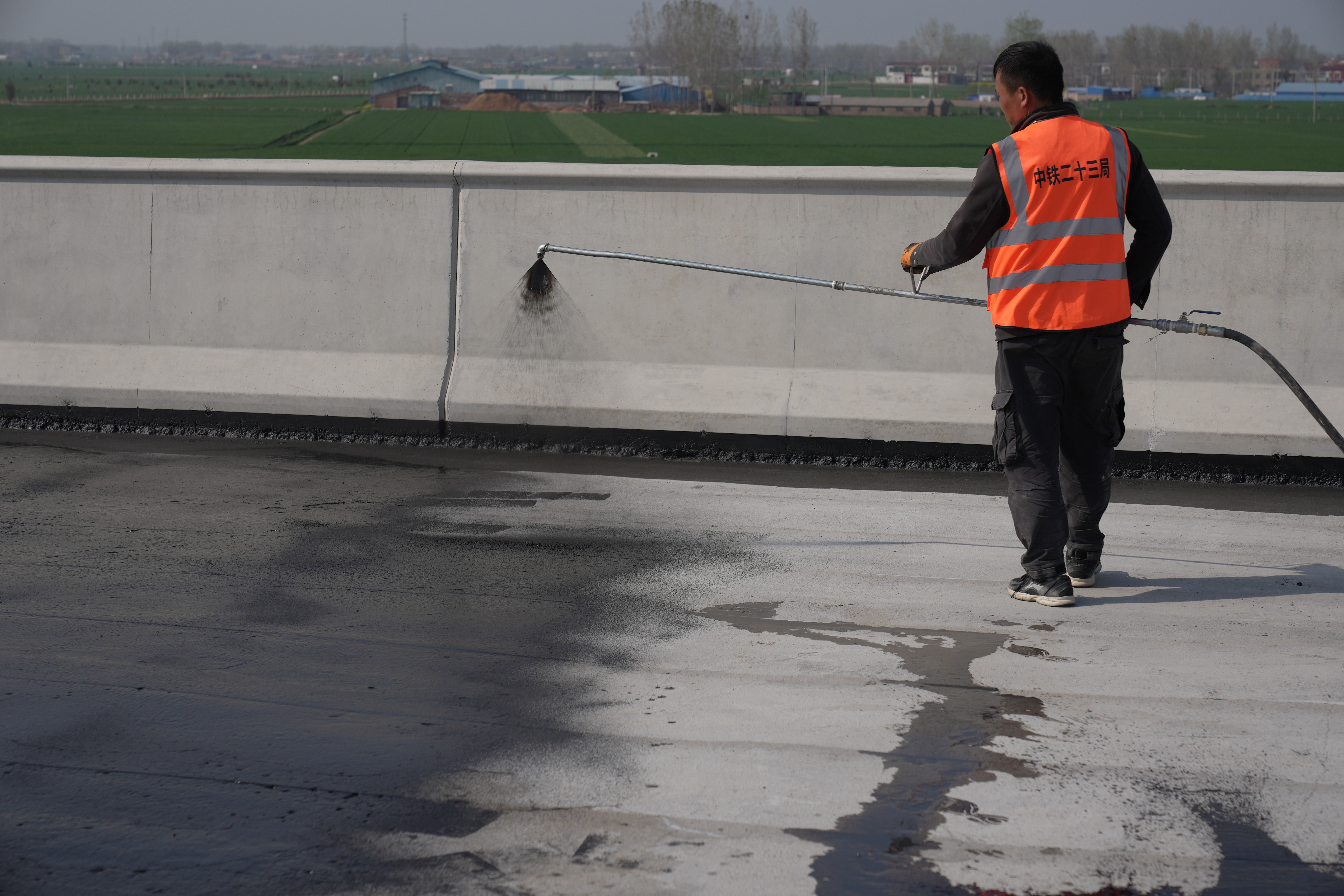 【淞源桥面防水】兰原高速桥面防水
