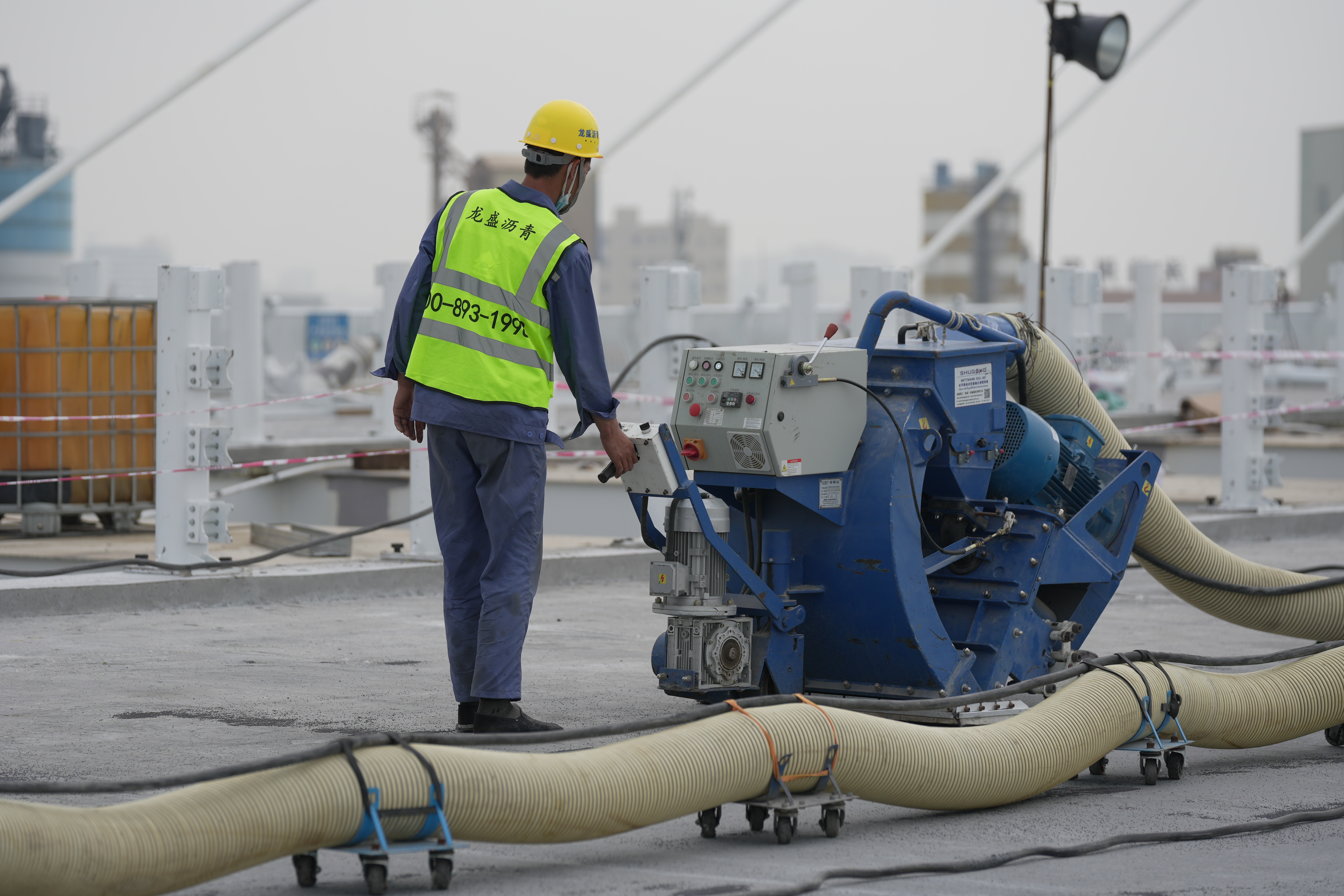 【淞源桥面防水】东莞滨海湾大桥