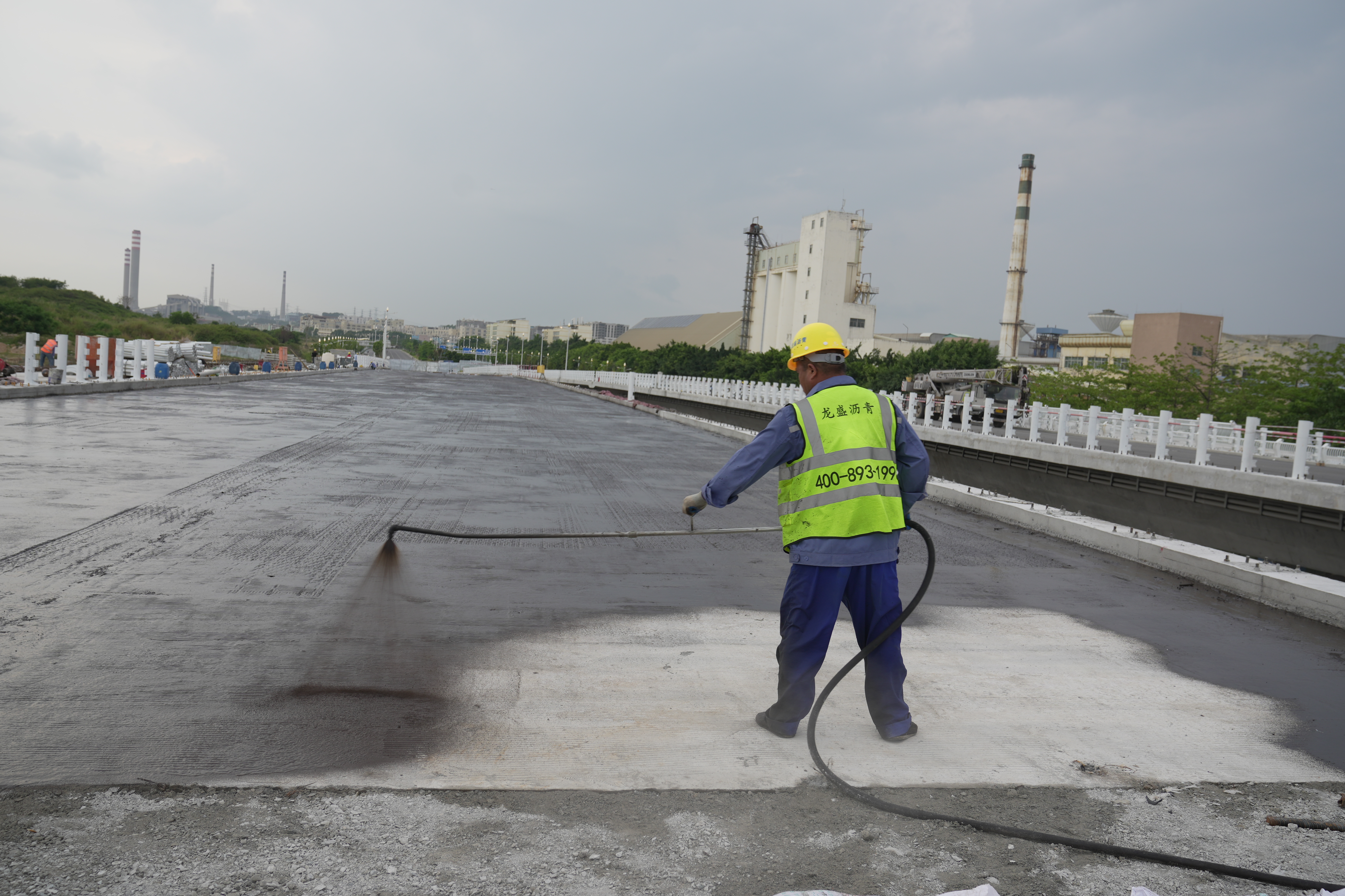 【淞源桥面防水】东莞滨海湾大桥